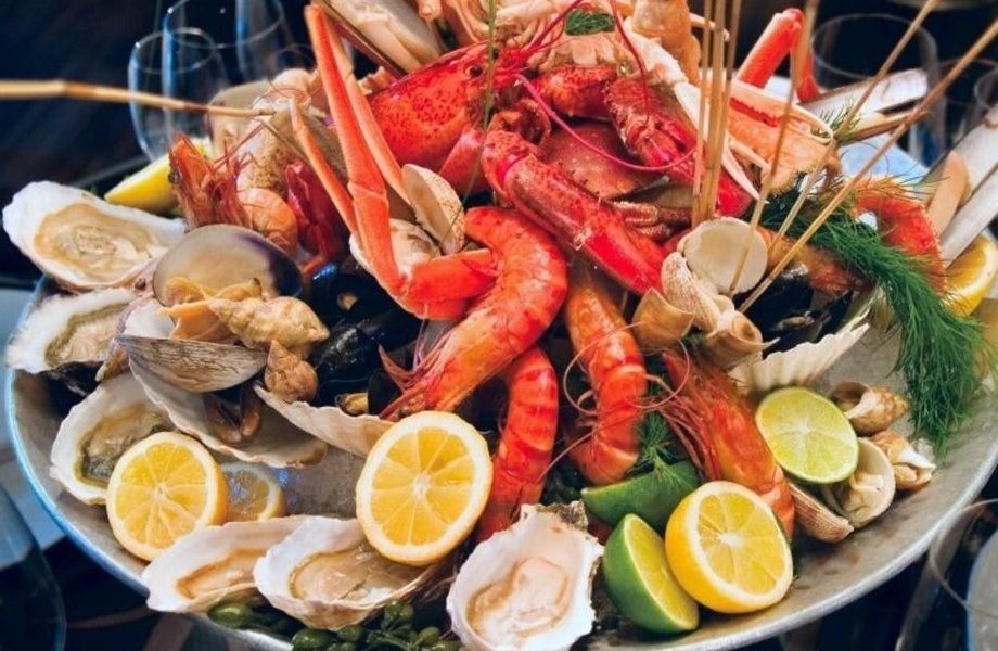 Plateaux de fruits de mer poissonnier traiteur Lyon